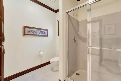 Bath - 1690 S Royal Dr, Springfield, MO 65809 photo 9 of 11