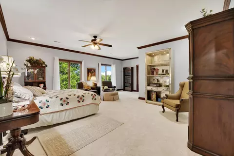 Bedroom - 1690 S Royal Dr, Springfield, MO 65809 photo 4 of 9