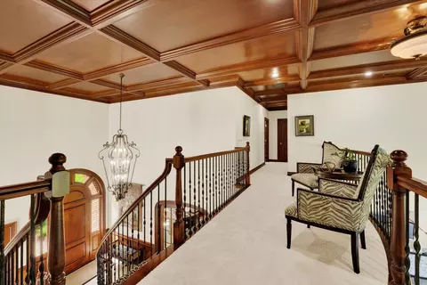 Entry Way - 1690 S Royal Dr, Springfield, MO 65809 photo 7 of 10