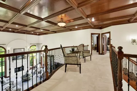Entry Way - 1690 S Royal Dr, Springfield, MO 65809 photo 9 of 10