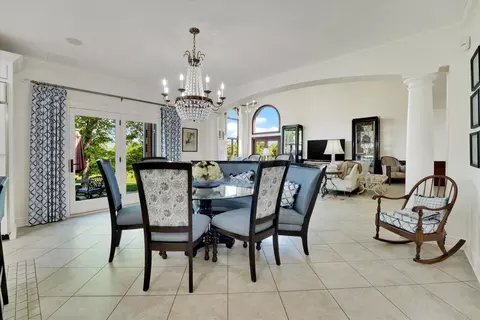Dining - 1690 S Royal Dr, Springfield, MO 65809 photo 2 of 2