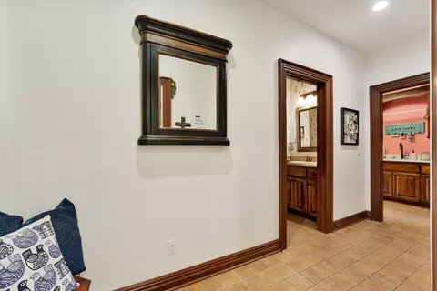 Entry Way - 1690 S Royal Dr, Springfield, MO 65809 photo 5 of 10