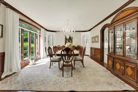 Dining - 1690 S Royal Dr, Springfield, MO 65809 photo 1 of 2