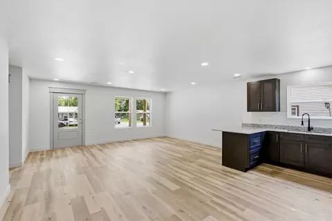 Living - 915 S Hudson Ave, Aurora, MO 65605 photo 2 of 2