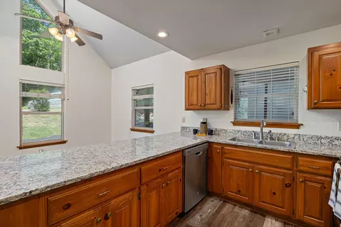 Kitchen - 660 Ellison St, Branson, MO 65616 photo 3 of 5