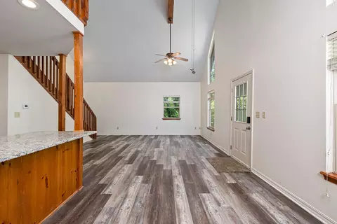 Living - 660 Ellison St, Branson, MO 65616 photo 4 of 13