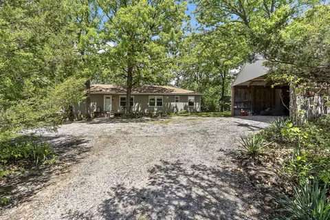 Exterior - 1133 E 318th Rd, Flemington, MO 65650 photo 6 of 11