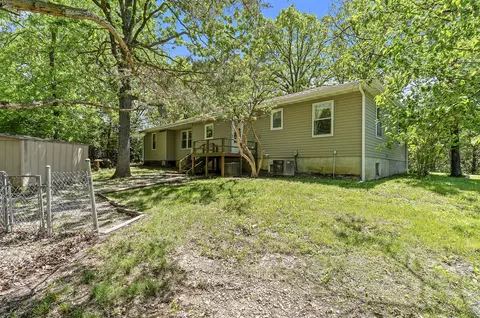 Exterior - 1133 E 318th Rd, Flemington, MO 65650 photo 4 of 11