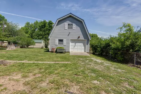 759 W Kingsley St, Springfield, MO 65807 photo 5