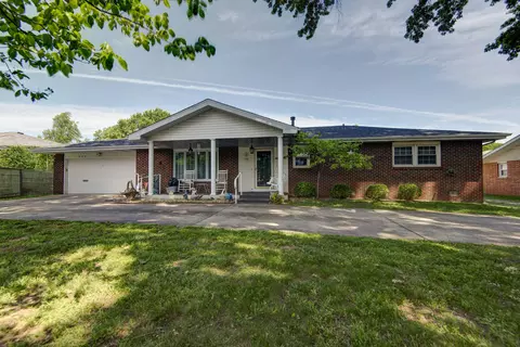 759 W Kingsley St, Springfield, MO 65807 photo 2