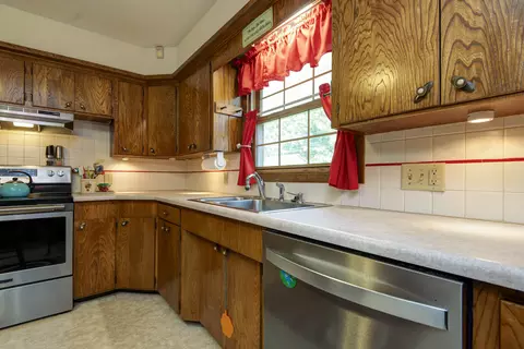 759 W Kingsley St, Springfield, MO 65807 photo 15