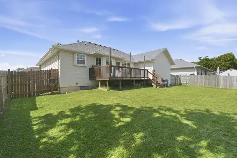 Exterior - 915 Wesley Rd, Nixa, MO 65714 photo 4 of 4