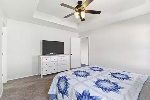Bedroom - 915 Wesley Rd, Nixa, MO 65714 photo 2 of 4
