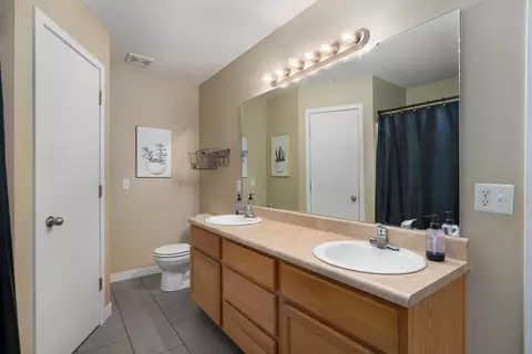 Bath - 548 E Whitethorn Dr, Republic, MO 65738 photo 2 of 3