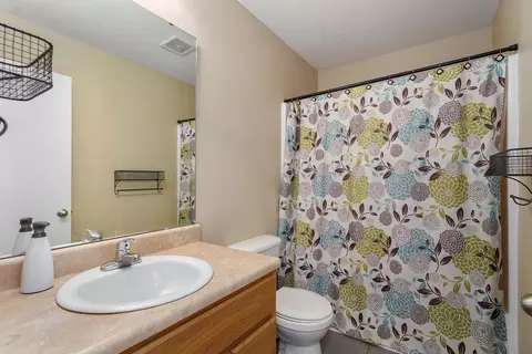 Bath - 548 E Whitethorn Dr, Republic, MO 65738 photo 3 of 3