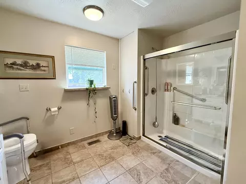Bath - 1126 E Crest Dr, Houston, MO 65483 photo 4 of 4
