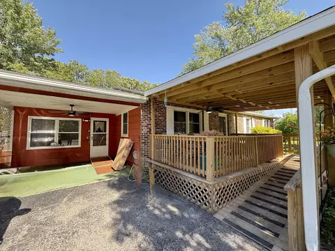 Exterior - 1126 E Crest Dr, Houston, MO 65483 photo 19 of 21