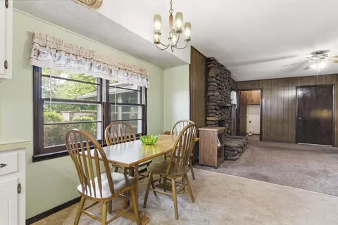 Dining - 3140 W Wick St, Springfield, MO 65810 photo 1 of 1