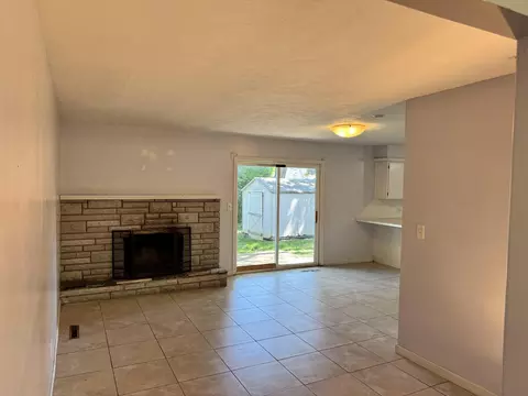 Living - 1317 E Cambridge St, Springfield, MO 65804 photo 4 of 7