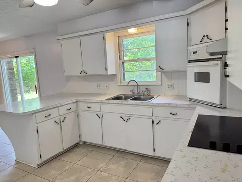 Kitchen - 1317 E Cambridge St, Springfield, MO 65804 photo 3 of 3