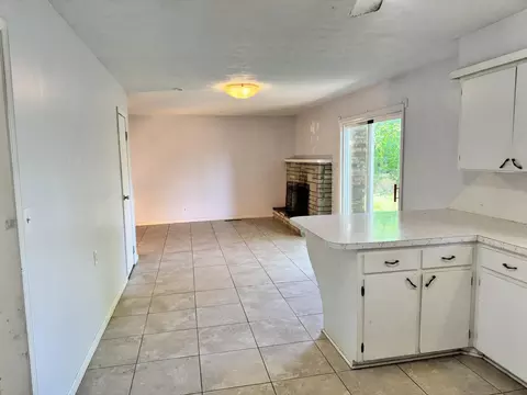 Living - 1317 E Cambridge St, Springfield, MO 65804 photo 6 of 7