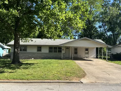 1317 E Cambridge St, Springfield, MO 65804
