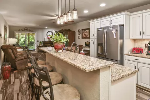 Kitchen - 150 The Bluffs 31-3, Branson, MO 65616 photo 1 of 9