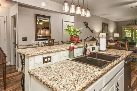 Kitchen - 150 The Bluffs 31-3, Branson, MO 65616 photo 2 of 9