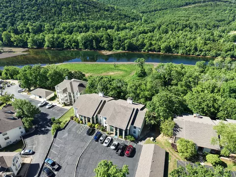 View/Area - 150 The Bluffs 31-3, Branson, MO 65616 photo 3 of 4