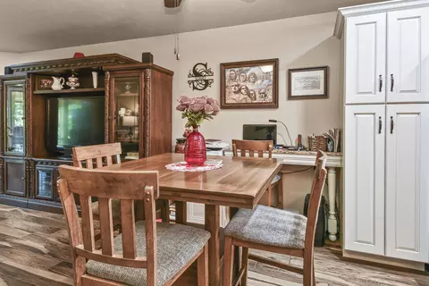 Dining - 150 The Bluffs 31-3, Branson, MO 65616 photo 2 of 2