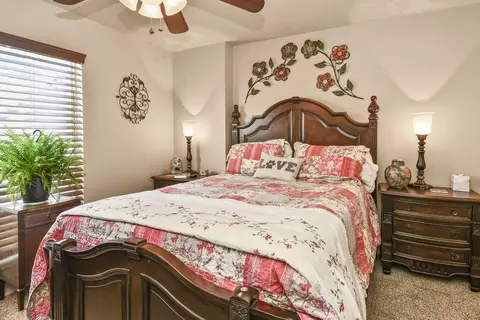 Bedroom - 150 The Bluffs 31-3, Branson, MO 65616 photo 3 of 4