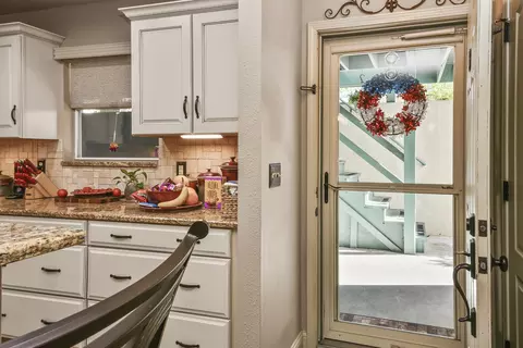 Entry Way - 150 The Bluffs 31-3, Branson, MO 65616 photo 1 of 2