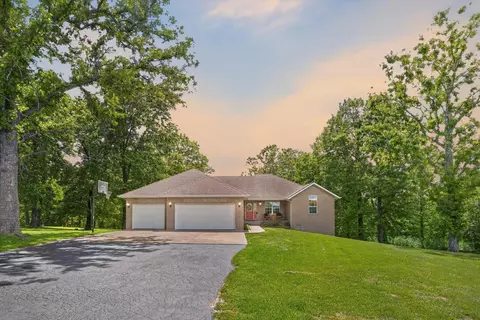 300 Alice Pl, Ozark, MO 65721