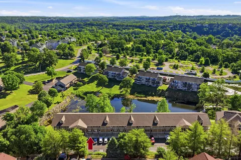 View/Area - 34 Golfshores Dr #3, Branson, MO 65616 photo 7 of 9