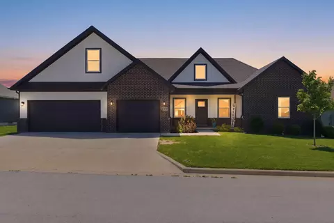 4151 Rome Ave, Ozark, MO 65721