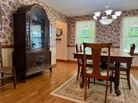 Dining - 786 County Road 434, Mountain View, MO 65548 photo 3 of 4