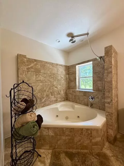Bath - 786 County Road 434, Mountain View, MO 65548 photo 3 of 8