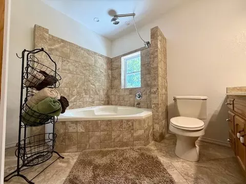 Bath - 786 County Road 434, Mountain View, MO 65548 photo 2 of 8