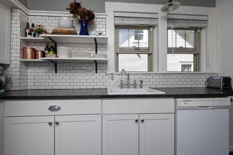 Kitchen - 627 S Market Ave, Springfield, MO 65806 photo 2 of 3