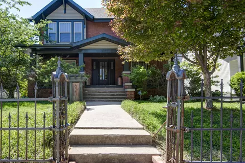 Exterior - 627 S Market Ave, Springfield, MO 65806 photo 2 of 10