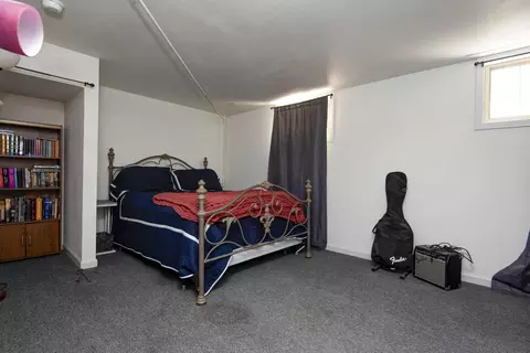 Bedroom - 627 S Market Ave, Springfield, MO 65806 photo 3 of 3