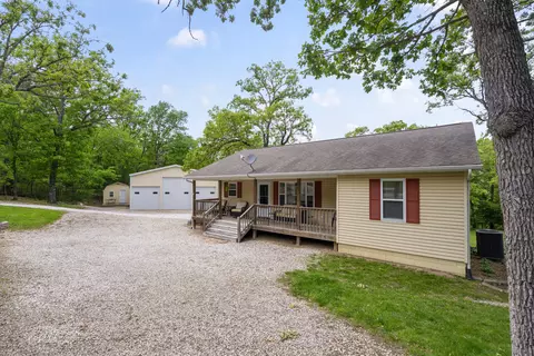 24591 Reynards Cir, Pittsburg, MO 65724