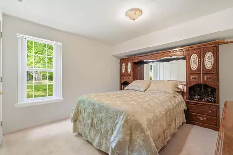 Bedroom - 702 Wilshire Dr, Branson, MO 65616 photo 7 of 8