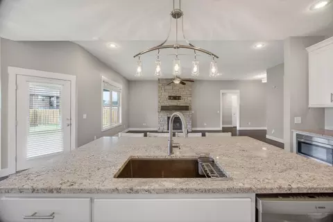 853 E Apollo Ct, Nixa, MO 65714 photo 9