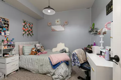 Bedroom - 660 Big Bear Ct, Marshfield, MO 65706 photo 8 of 8