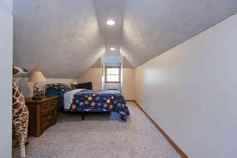 Bedroom - 128 Green Oaks Dr, Ozark, MO 65721 photo 4 of 7
