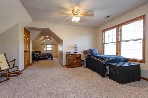 Bedroom - 128 Green Oaks Dr, Ozark, MO 65721 photo 3 of 7
