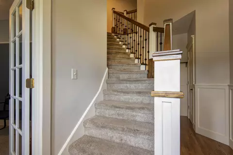 Entry Way - 128 Green Oaks Dr, Ozark, MO 65721 photo 1 of 5