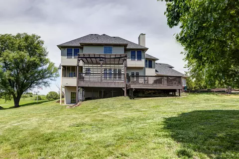 Exterior - 128 Green Oaks Dr, Ozark, MO 65721 photo 7 of 14