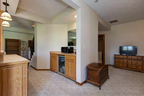 Entry Way - 128 Green Oaks Dr, Ozark, MO 65721 photo 5 of 5